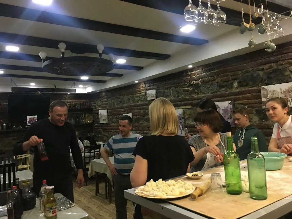Kipiani Guest House Tbilisi 2*,